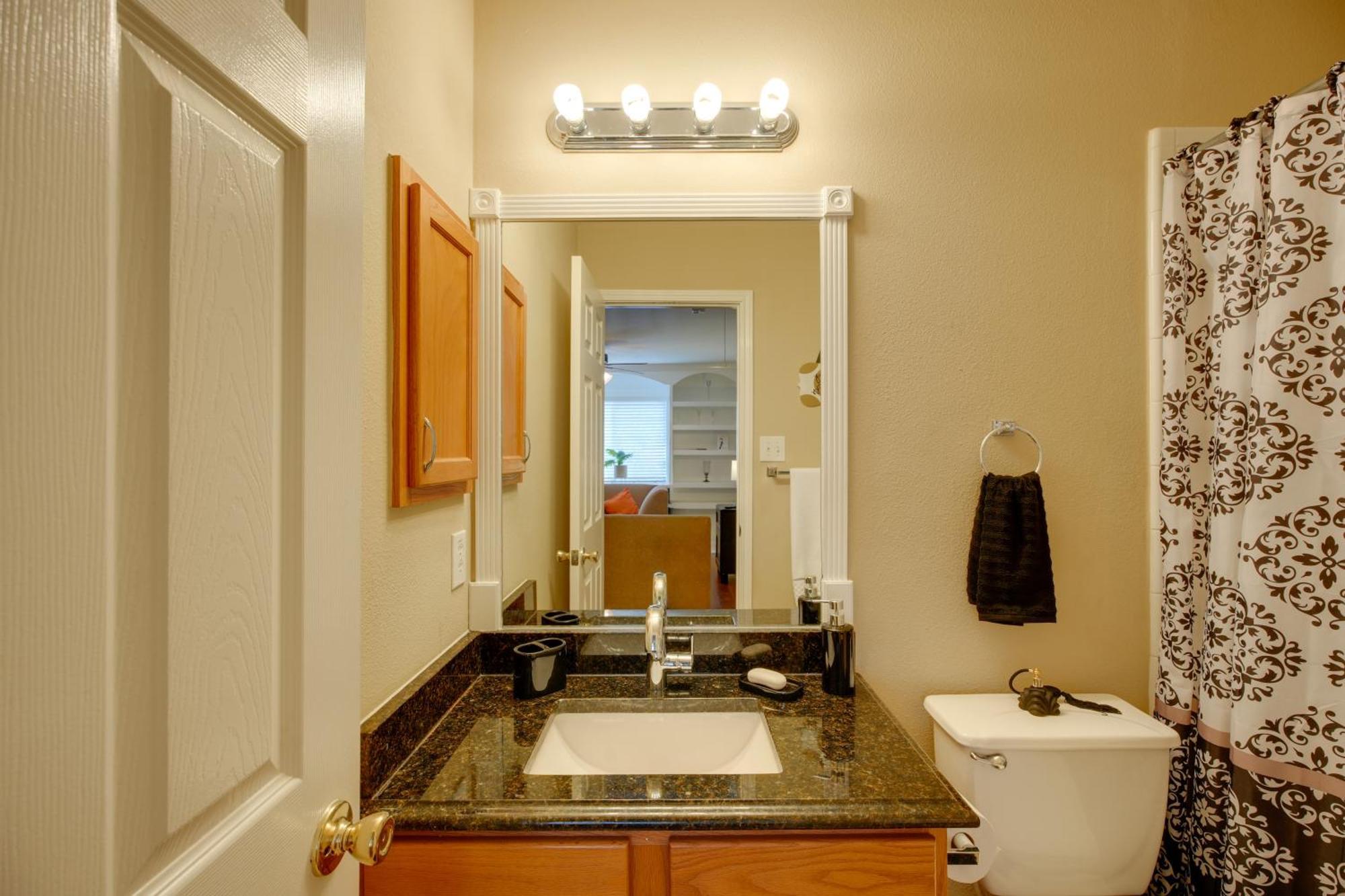 San Antonio Home With Pool Access Near Lackland Afb Εξωτερικό φωτογραφία