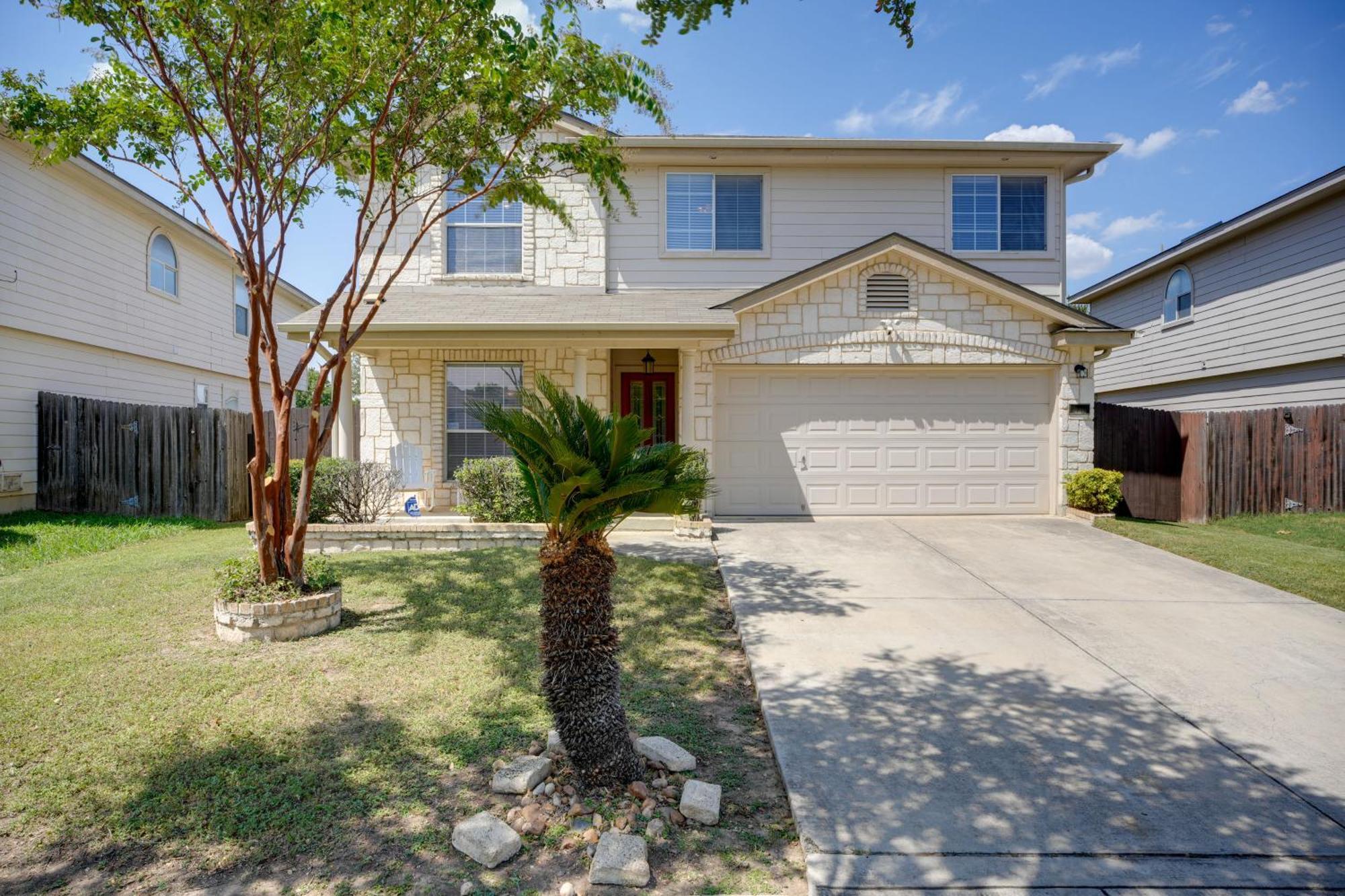 San Antonio Home With Pool Access Near Lackland Afb Εξωτερικό φωτογραφία