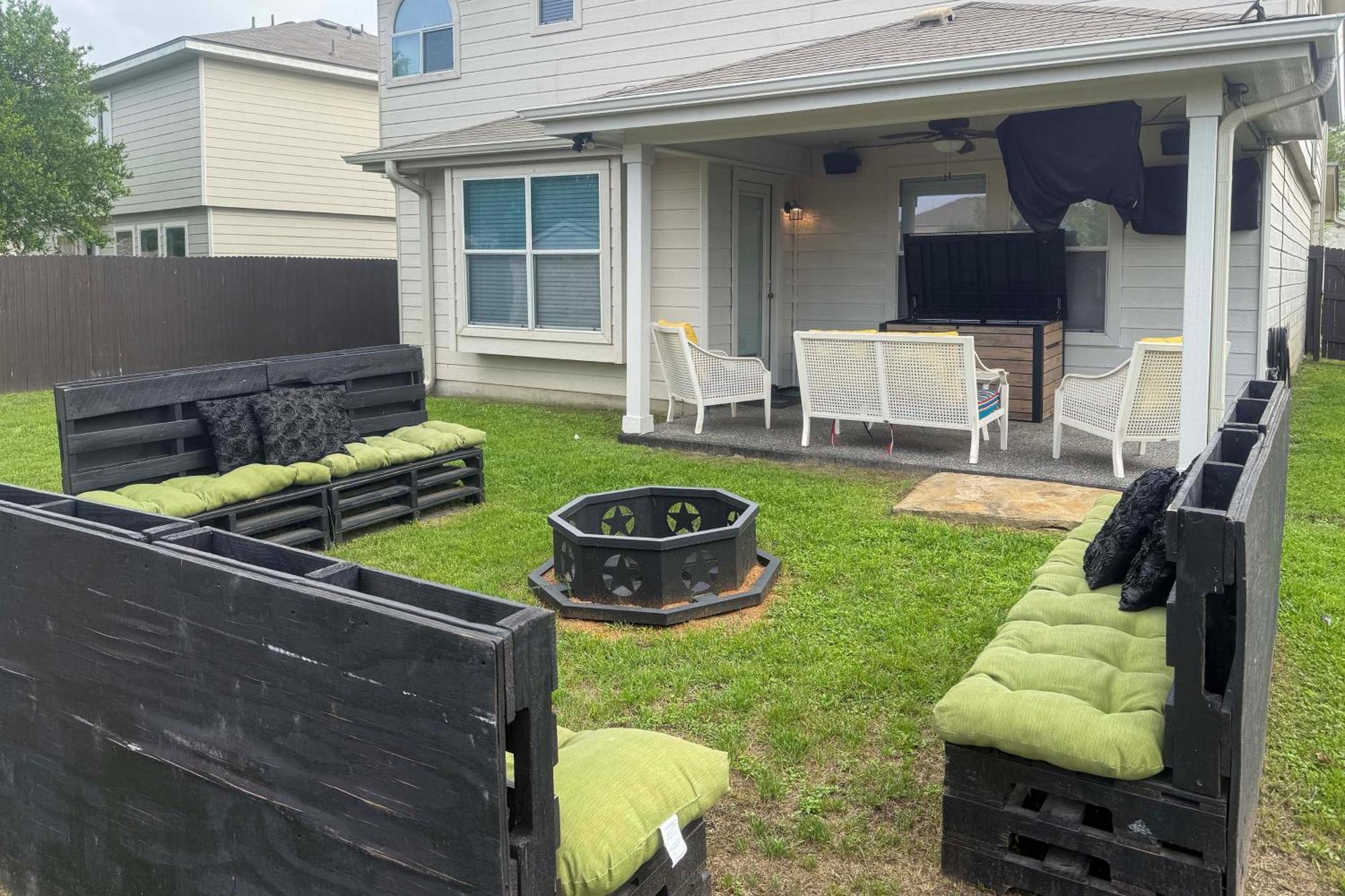San Antonio Home With Pool Access Near Lackland Afb Εξωτερικό φωτογραφία